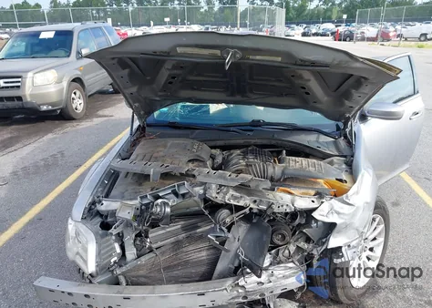 2013 Chrysler 300 Motown из США, поврежденный, VIN 2C3CCAAG1DH627088